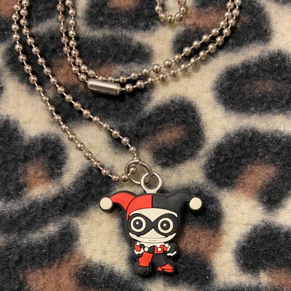 Necklace - Picture 2 of 3